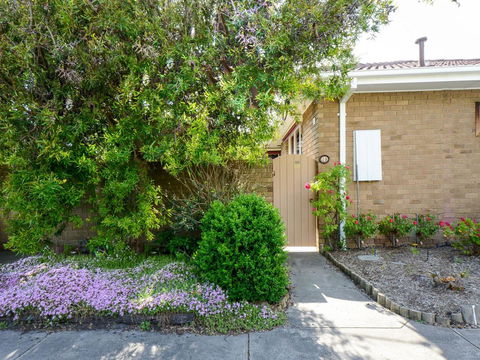 Boutique Stays Sandyside- Sandringham Villa Units - Accommodation Port Hedland 1