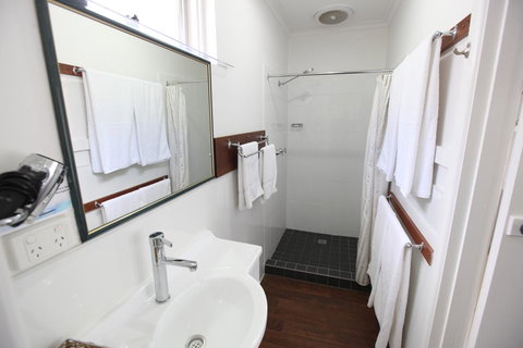 Mornington Motel - Accommodation Port Hedland 6