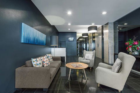 Mantra 100 Exhibition - Accommodation Port Hedland 3