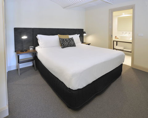 Grand Hotel Melbourne - Accommodation Port Hedland 2
