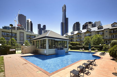 Melbourne Luxury Paradise - Accommodation Port Hedland 0