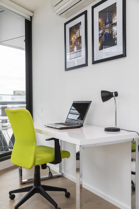 Best Views On Collins - Accommodation Port Hedland 15