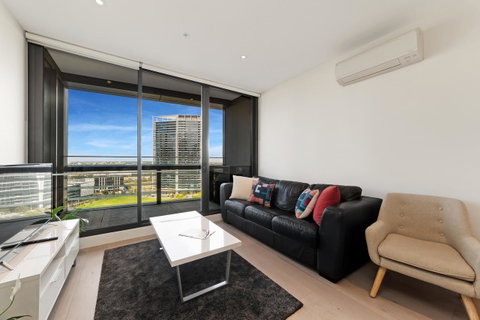 Best Views On Collins - Accommodation Port Hedland 5