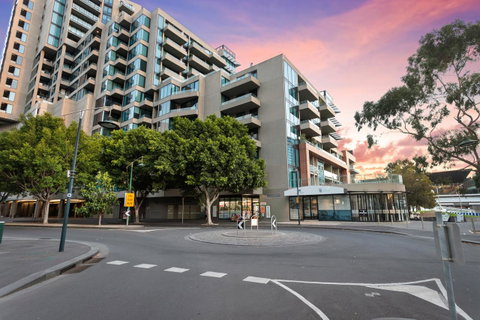 Waterfront Melbourne Apartments - Accommodation Port Hedland 21