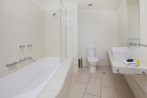 Waterfront Melbourne Apartments - Accommodation Port Hedland 29
