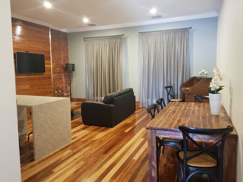 Sublime Spa Apartments - Accommodation Port Hedland 4