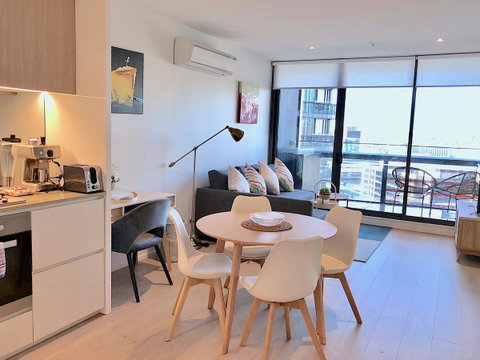 Pride Docklands Waterfront Apartment City View - Accommodation Port Hedland 5