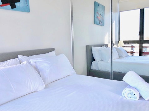 Pride Docklands Waterfront Apartment City View - Accommodation Port Hedland 43
