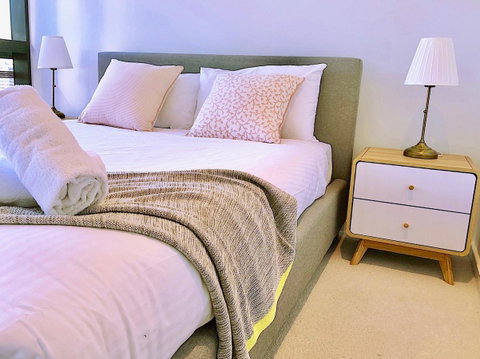 Pride Docklands Waterfront Apartment City View - Accommodation Port Hedland 25
