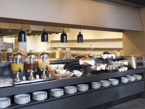 Vibe Hotel Melbourne Docklands - Accommodation Port Hedland 18