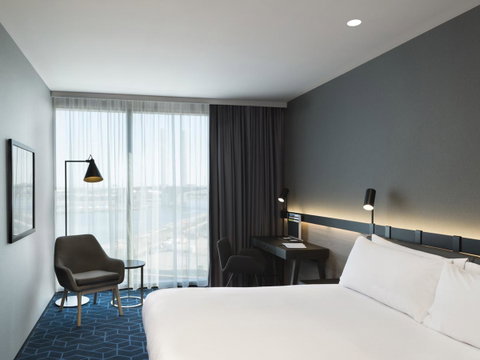 Vibe Hotel Melbourne Docklands - Accommodation Port Hedland 25