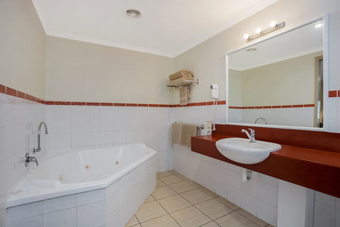 Comfort Inn Warrnambool International - Accommodation Port Hedland 11