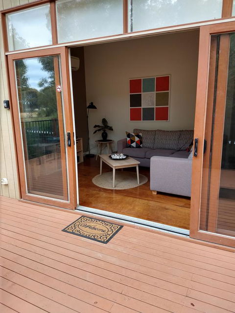 Rural 5 Star Villa\'s With Resort Amenities - Accommodation Port Hedland 0