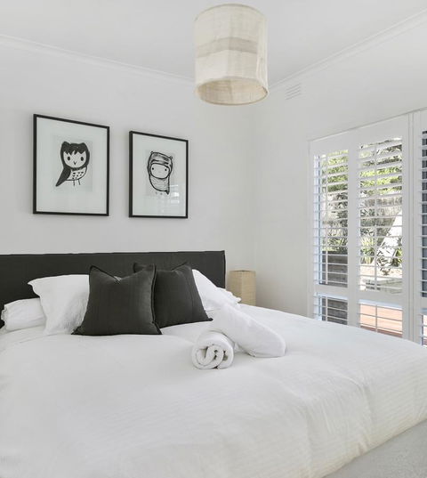 Capella Villa No. 4 - Stunning Luxury Decor Inside And Out - Accommodation Port Hedland 9