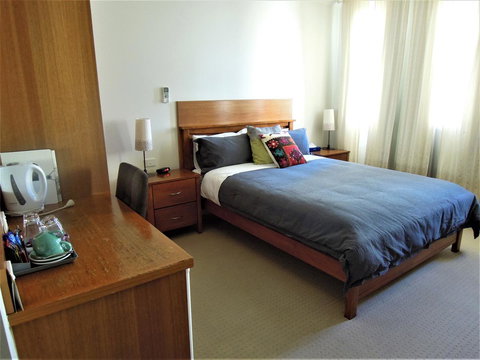 Plough Hotel - Accommodation Port Hedland 4