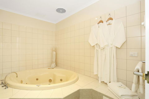 Quality Inn & Suites The Menzies - Accommodation Port Hedland 35