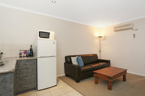 Quality Inn & Suites The Menzies - Accommodation Port Hedland 39
