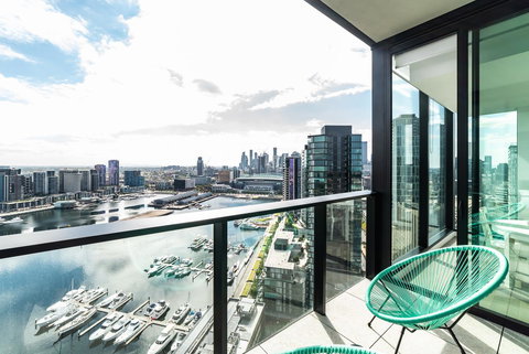 Melbourne Private Apartments - Collins Wharf Waterfront, Docklands - Accommodation Port Hedland 2