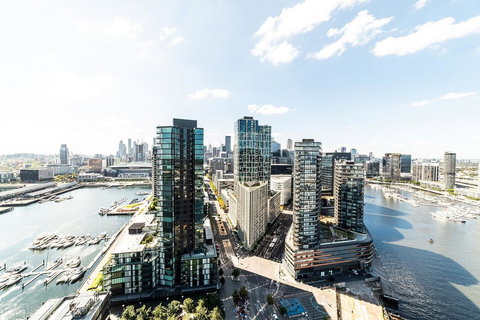 Melbourne Private Apartments - Collins Wharf Waterfront, Docklands - Accommodation Port Hedland 1