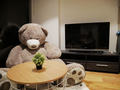 UrbanSuite The Wild Rosa Inn - Accommodation Port Hedland 0