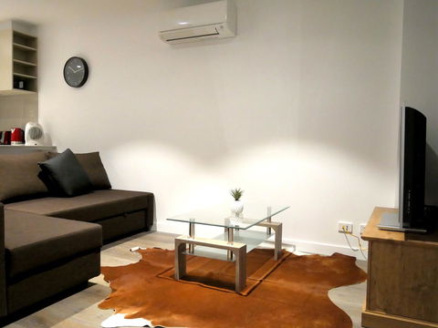 UrbanSuite The Wild Rosa Inn - Accommodation Port Hedland 28