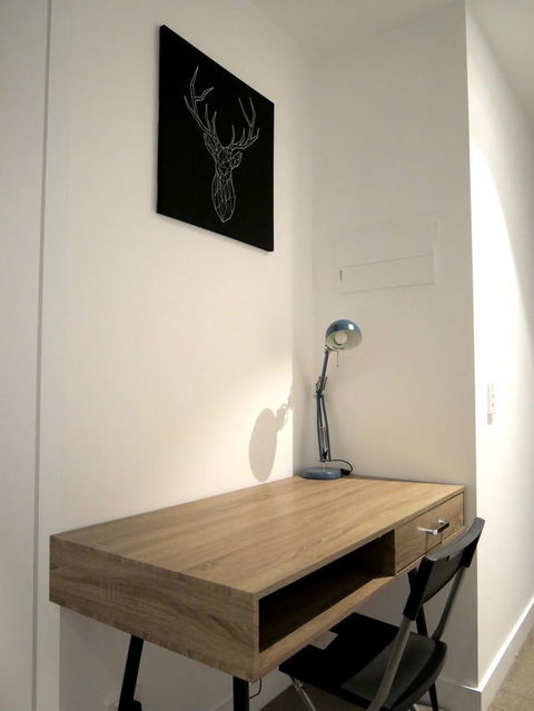 UrbanSuite The Wild Rosa Inn - Accommodation Port Hedland 25