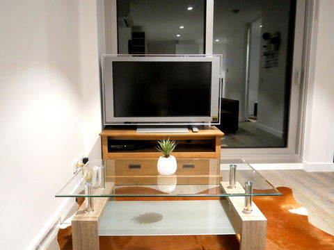 UrbanSuite The Wild Rosa Inn - Accommodation Port Hedland 27