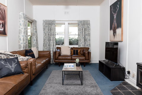 The Orchard House - Accommodation Port Hedland 11