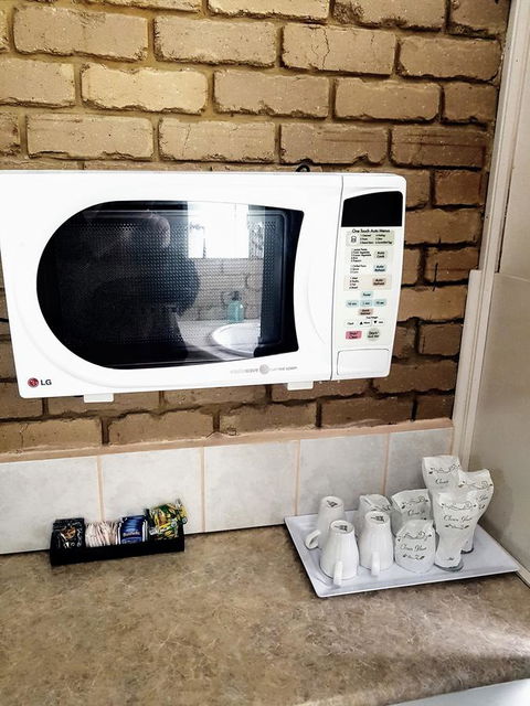Tropicana Motor Inn - Accommodation Port Hedland 21