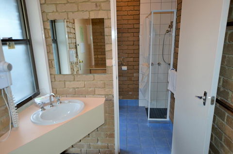 Tropicana Motor Inn - Accommodation Port Hedland 11