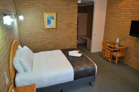 Tropicana Motor Inn - Accommodation Port Hedland 8