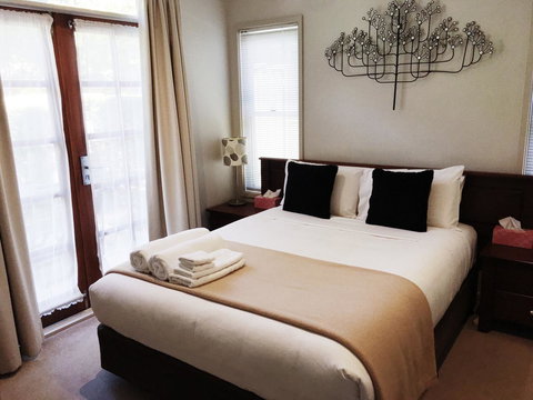 Luxury Abalina Cottages - Accommodation Port Hedland 3