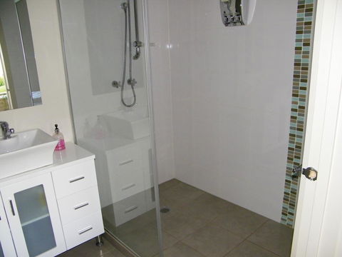 De\'Vine Escape - Accommodation Port Hedland 16