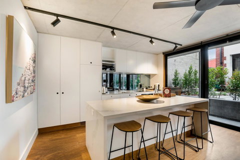 Stylish Apartment In Unique Church Development - Accommodation Port Hedland 6