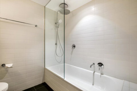 Stylish Apartment In Unique Church Development - Accommodation Port Hedland 11