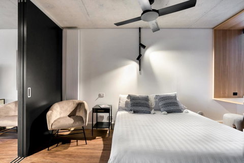 Stylish Apartment In Unique Church Development - Accommodation Port Hedland 2