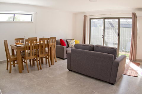 16 King Street - Accommodation Port Hedland 2