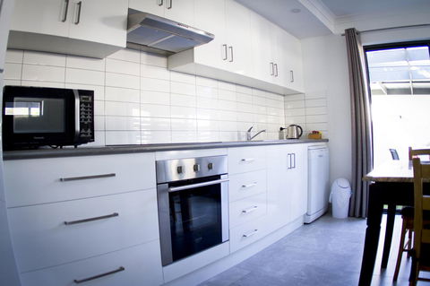16 King Street - Accommodation Port Hedland 14