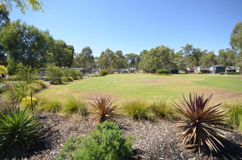 Tasman Holiday Parks - Merool On The Murray - Accommodation Port Hedland 5