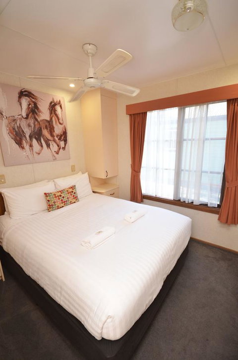 Tasman Holiday Parks - Merool On The Murray - Accommodation Port Hedland 12