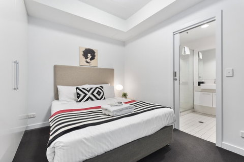 Docklands Private Collection - City Harbour Apartments - Accommodation Port Hedland 19