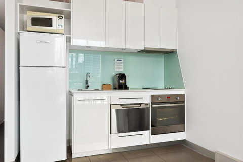 Docklands Private Collection - City Harbour Apartments - Accommodation Port Hedland 2