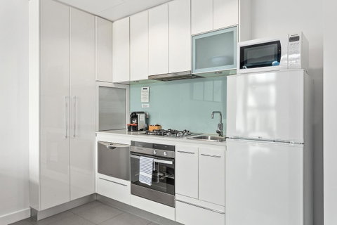 Docklands Private Collection - City Harbour Apartments - Accommodation Port Hedland 6