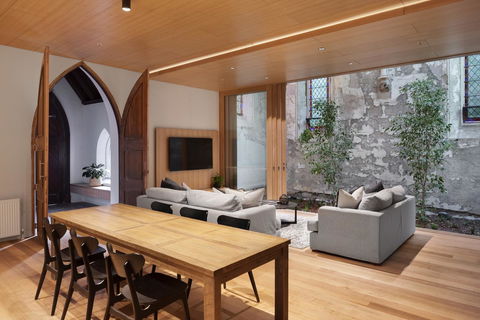 Converted Blue Stone Church - Accommodation Port Hedland 14