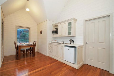 Two Truffles Cottages - Accommodation Port Hedland 14