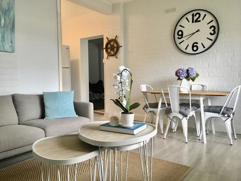 The Wheelhouse - 2BR Waterfront Apt In Town - Accommodation Port Hedland 0