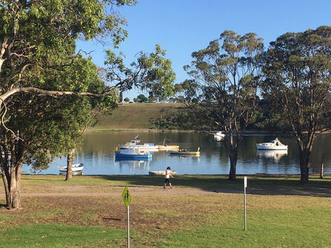 The Wheelhouse - 2BR Waterfront Apt In Town - Accommodation Port Hedland 20