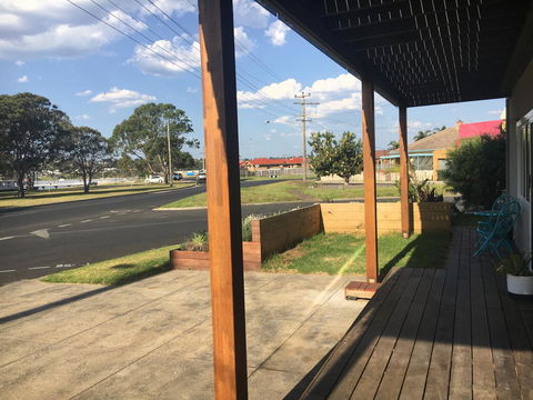 The Wheelhouse - 2BR Waterfront Apt In Town - Accommodation Port Hedland 18