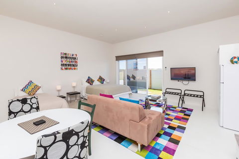 Cottages For Couples - Accommodation Port Hedland 9