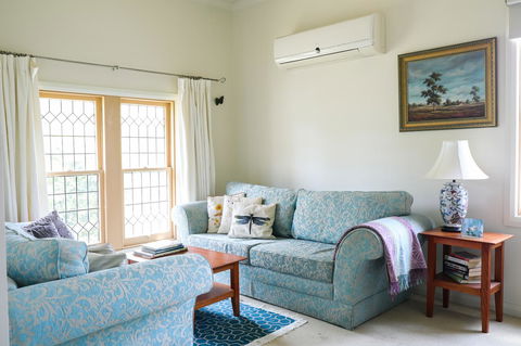 Miss Pym's Cottage - Accommodation Port Hedland 41